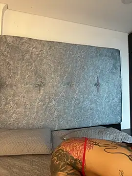 Snapshot of Evangelinne__hell chatting on November 2025 02:25:02 AM Evangelinne hell online show from November 2025 02:25:02 AM