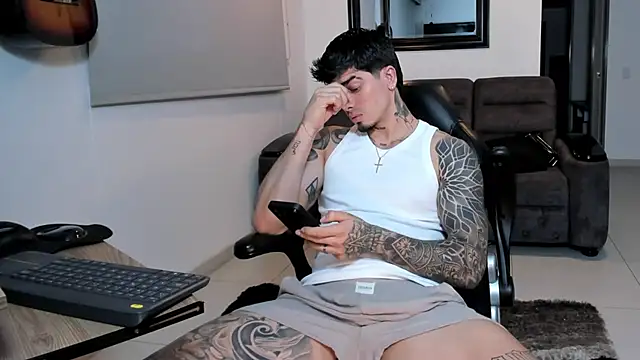Snapshot of _mrcock__ chatting on July 2026 05:01:01 AM mrcock online show from July 2026 05:01:01 AM