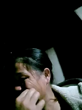 Snapshot of hey-bana chatting on November 2025 12:19:02 PM hey-bana online show from November 2025 12:19:02 PM