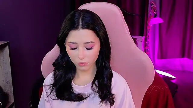 Snapshot of RedMidnight chatting on March 2026 08:37:01 PM RedMidnight online show from March 2026 08:37:01 PM