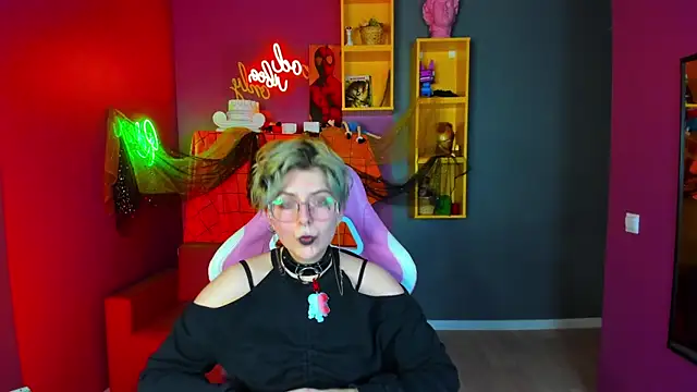 Snapshot of Spider_Arti chatting on November 2025 02:29:02 PM Spider Arti online show from November 2025 02:29:02 PM