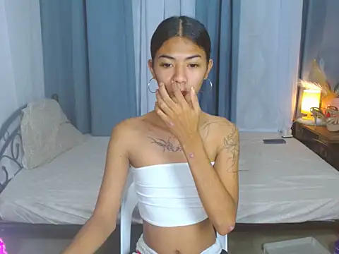 Snapshot of SamaraMillers chatting on December 2025 07:48:02 AM SamaraMillers online show from December 2025 07:48:02 AM