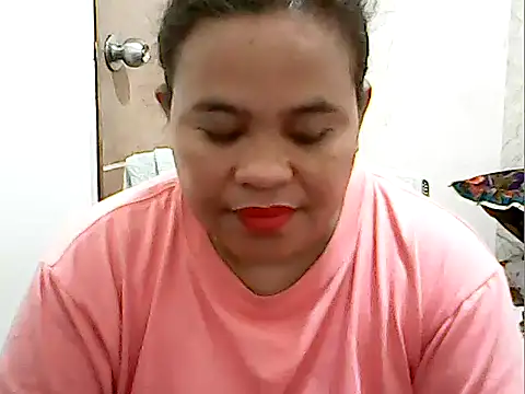 Snapshot of cutechubby chatting on April 2026 11:29:01 PM cutechubby online show from April 2026 11:29:01 PM