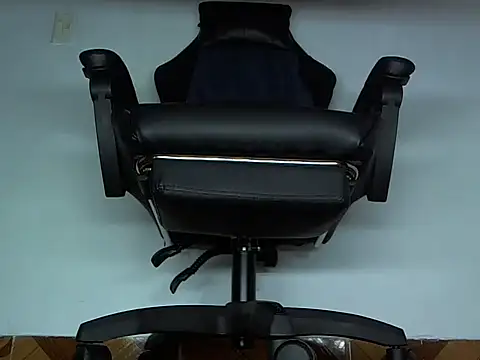 Alphacashmaster777 online show from April 2026 06:19:02 PM