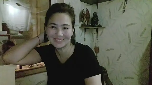 Snapshot of Nettie_Allie chatting on December 2025 08:58:02 PM Nettie Allie online show from December 2025 08:58:02 PM