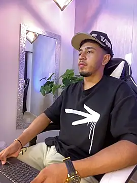 Snapshot of Brand_Collins chatting on March 2026 11:48:02 AM Brand Collins online show from March 2026 11:48:02 AM