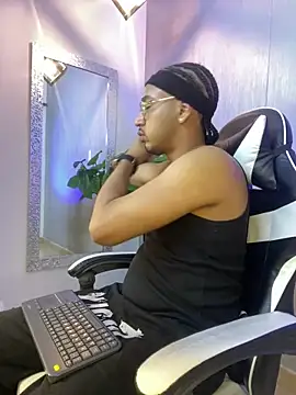 Snapshot of Brand_Collins chatting on March 2026 11:32:02 AM Brand Collins online show from March 2026 11:32:02 AM