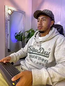 Snapshot of Brand_Collins chatting on April 2026 11:55:02 AM Brand Collins online show from April 2026 11:55:02 AM