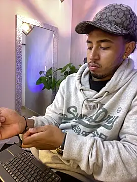 Snapshot of Brand_Collins chatting on April 2026 12:18:01 PM Brand Collins online show from April 2026 12:18:01 PM