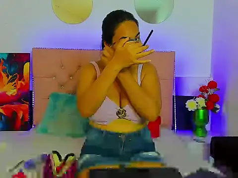 AzumiWalker online show from February 2026 01:18:01 PM