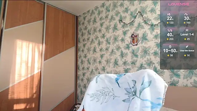 Barbie Blondie online show from March 2026 01:48:02 PM