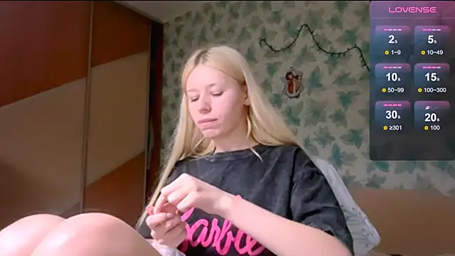 Barbie Blondie online show from April 2026 04:12:02 PM