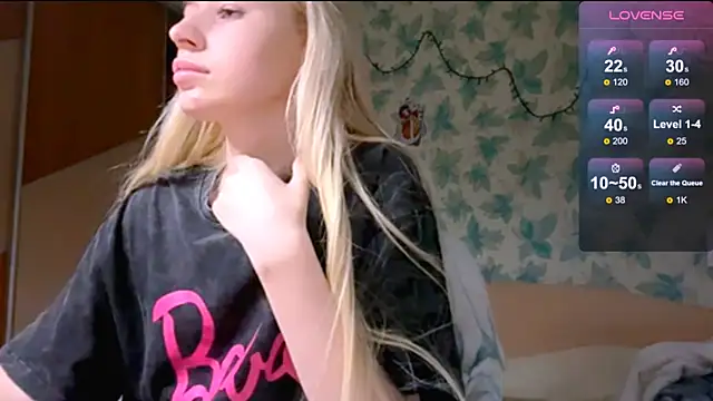 Barbie Blondie online show from April 2026 03:39:01 PM