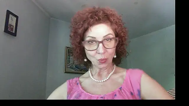 Snapshot of Kelly_Flurr chatting on May 2026 11:38:01 AM Kelly Flurr online show from May 2026 11:38:01 AM