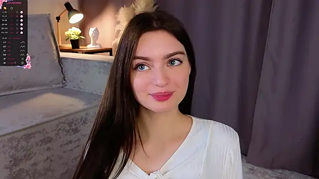 Sara Kinsly online show from December 2025 06:18:01 AM