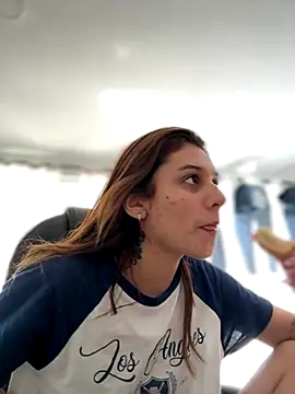 allisonn parker26 online show from November 2025 05:26:01 PM