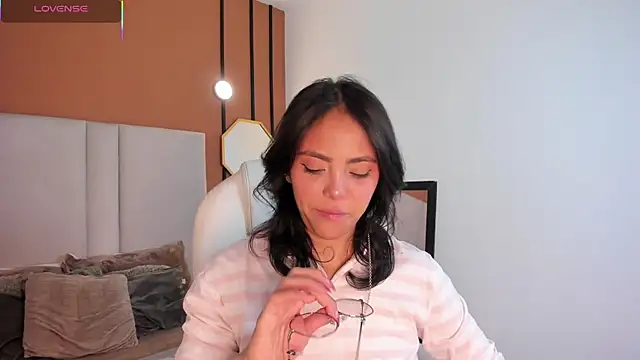 Scarlett musik online show from January 2026 04:49:02 AM