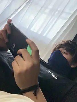 taehyun10 online show from December 2025 08:26:01 PM