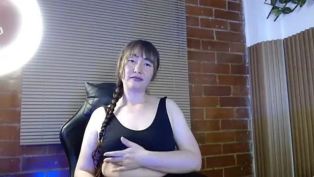 Snapshot of tiffanyrose03 chatting on November 2025 01:47:02 PM tiffanyrose03 online show from November 2025 01:47:02 PM