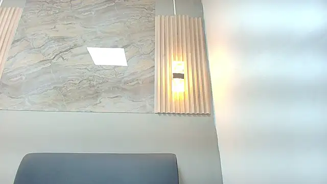 CRISS ALLEN1 online show from December 2025 01:05:01 PM