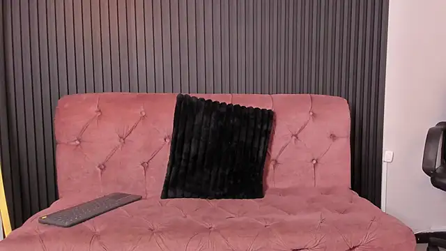 KarolWest  online show from January 2026 11:59:01 AM