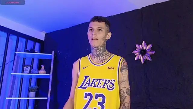 Paulo 527 online show from January 2026 09:41:01 PM