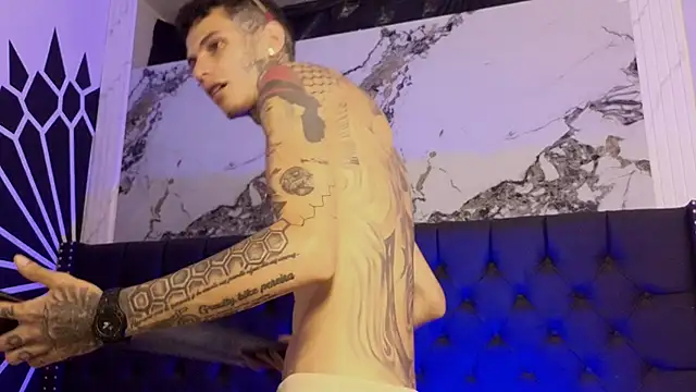 Snapshot of Paulo_527 chatting on March 2026 08:26:33 AM Paulo 527 online show from March 2026 08:26:33 AM