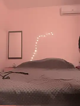 Snapshot of w1cked_couple chatting on March 2026 06:07:02 PM w1cked couple online show from March 2026 06:07:02 PM