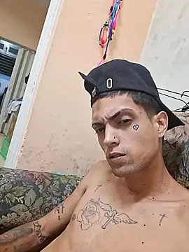 Snapshot of KingWhitexxx chatting on November 2025 11:40:02 PM KingWhitexxx online show from November 2025 11:40:02 PM