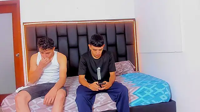 Crazy porkys online show from April 2026 07:09:02 PM