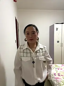 TL-46 online show from November 2025 11:47:02 AM