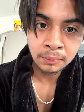 Snapshot of Montana-13 chatting on January 2026 06:10:02 PM Montana-13 online show from January 2026 06:10:02 PM