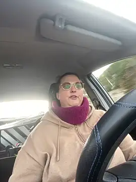 bea french curvy online show from February 2026 12:55:01 PM