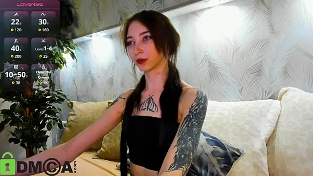 Snapshot of Ellen_Hops chatting on June 2026 09:19:02 AM Ellen Hops online show from June 2026 09:19:02 AM