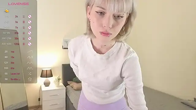 Snapshot of ember_graws chatting on December 2025 08:12:01 AM ember graws online show from December 2025 08:12:01 AM