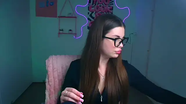 Violetta Brilliant online show from January 2026 12:29:01 PM