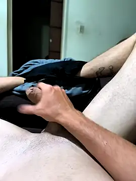 Snapshot of daniellDT chatting on December 2025 02:38:01 AM daniellDT online show from December 2025 02:38:01 AM