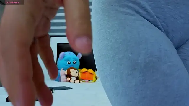 Snapshot of CerecitaQueenn chatting on March 2026 10:15:01 PM CerecitaQueenn online show from March 2026 10:15:01 PM