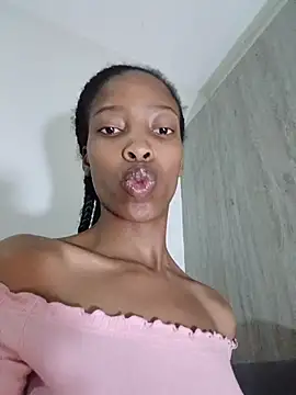 MsParisSmith online show from February 2026 12:18:02 AM