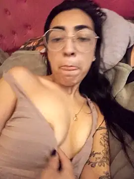 Snapshot of Yani-14 chatting on March 2026 03:56:02 AM Yani-14 online show from March 2026 03:56:02 AM