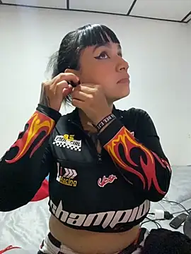 Snapshot of Alana_Arang chatting on November 2025 12:57:02 AM Alana Arang online show from November 2025 12:57:02 AM