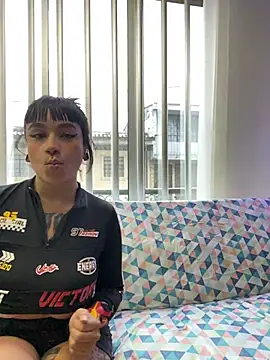 Snapshot of Alana_Arang chatting on November 2025 07:16:02 PM Alana Arang online show from November 2025 07:16:02 PM