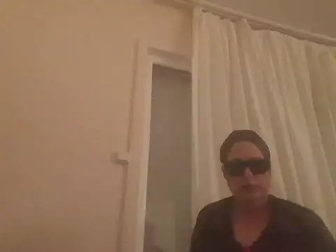 Snapshot of seksialev chatting on November 2025 08:33:02 PM seksialev online show from November 2025 08:33:02 PM