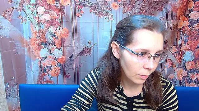 DaisyEdit online show from November 2025 06:06:02 AM