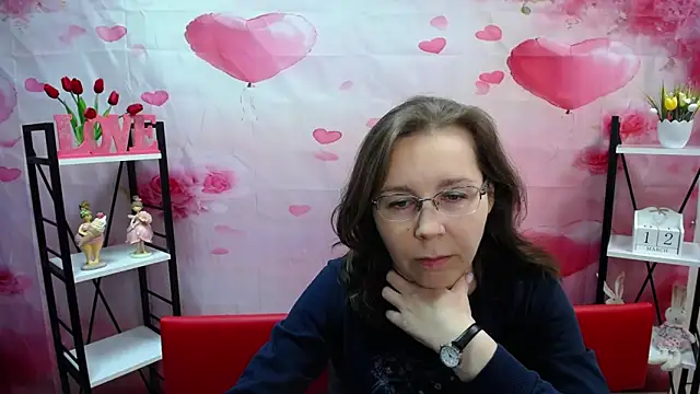 Snapshot of DaisyEdit chatting on March 2026 06:19:01 AM DaisyEdit online show from March 2026 06:19:01 AM