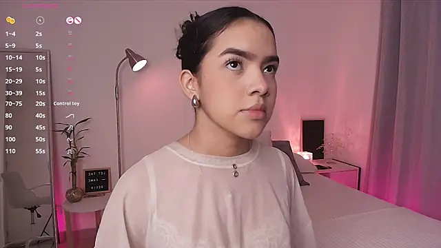 fluffycurls online show from February 2026 11:30:02 AM