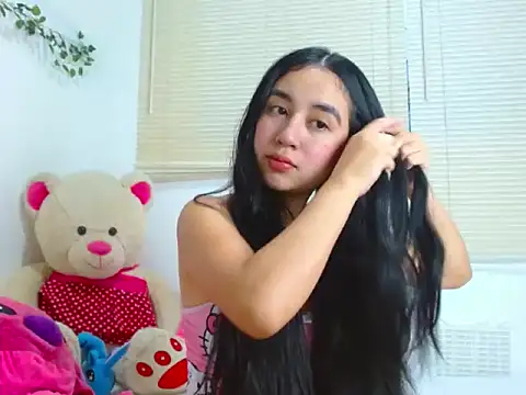 Snapshot of SiennaLorens chatting on February 2026 01:22:01 PM SiennaLorens online show from February 2026 01:22:01 PM