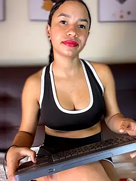 ZoeyFierce online show from July 2026 07:38:01 PM
