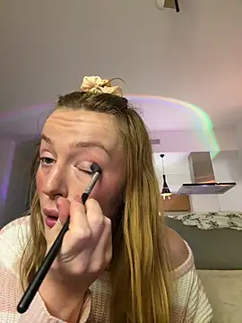 madlynginger online show from January 2026 04:11:02 PM