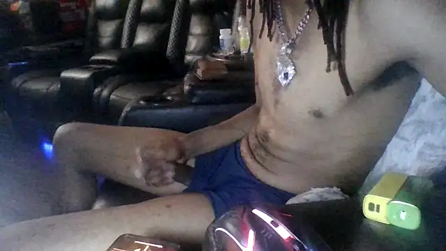 Snapshot of xxxsylvester chatting on May 2026 07:47:01 AM xxxsylvester online show from May 2026 07:47:01 AM